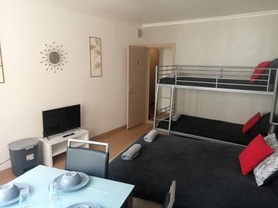 Chambre 2/4P Confortable 奥斯滕德 外观 照片